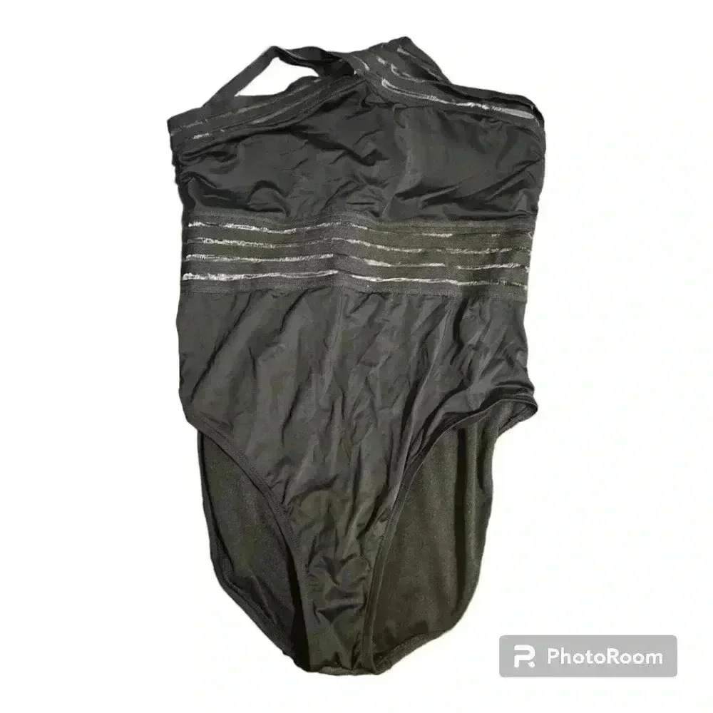 Cross strap one piece swim suit!